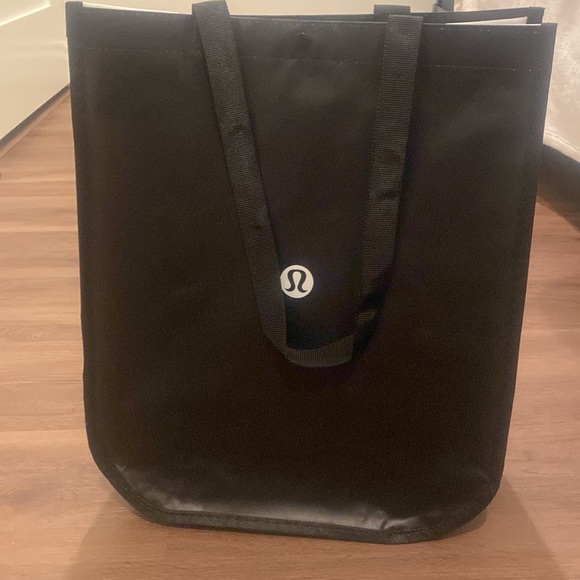 BRAND New: Lululemon reusable shopping bag (black) large - Picture 8 of 10